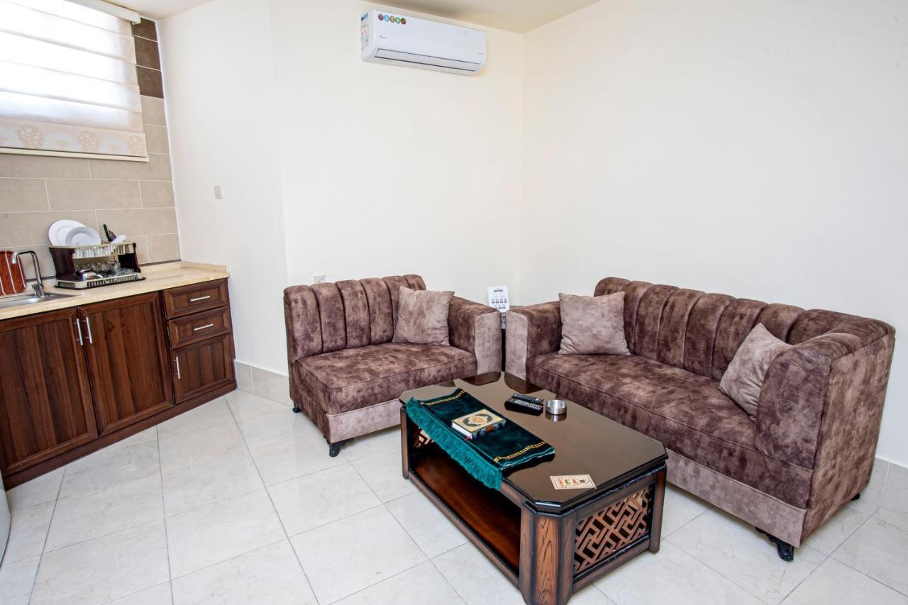 Al Riyati Hotel Apartments Aqaba Eksteriør billede