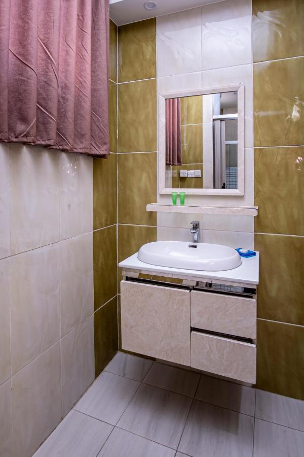 Al Riyati Hotel Apartments Aqaba Eksteriør billede