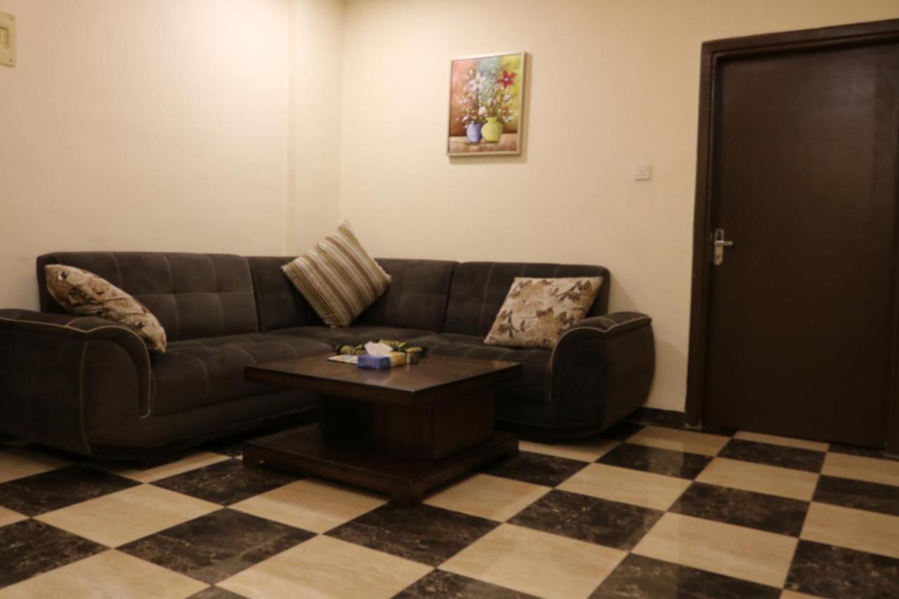 Al Riyati Hotel Apartments Aqaba Værelse billede